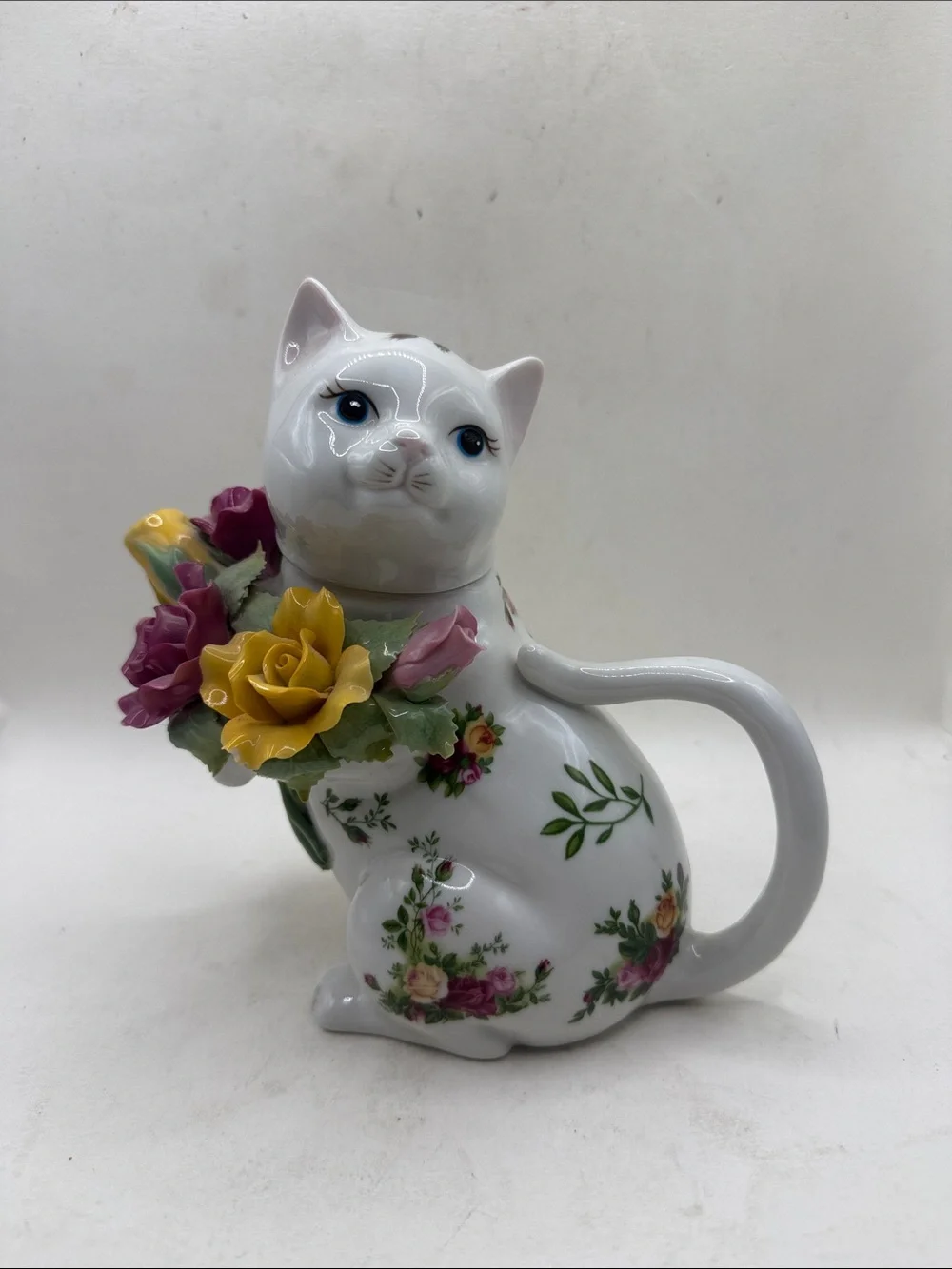 Royal Albert Old Country Roses Cat Figurine Vase Pitcher Porcelain Kitty Flowers